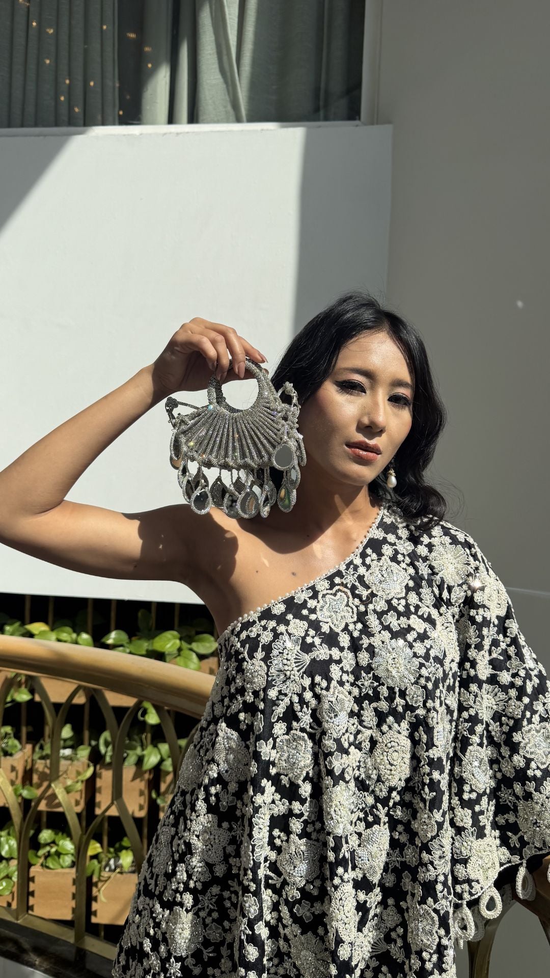 Lumi Knot Mini Heart Mirror Bag - Silver
