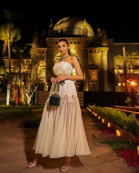 Juhi Godambe in our Green Starry Bucket Bag