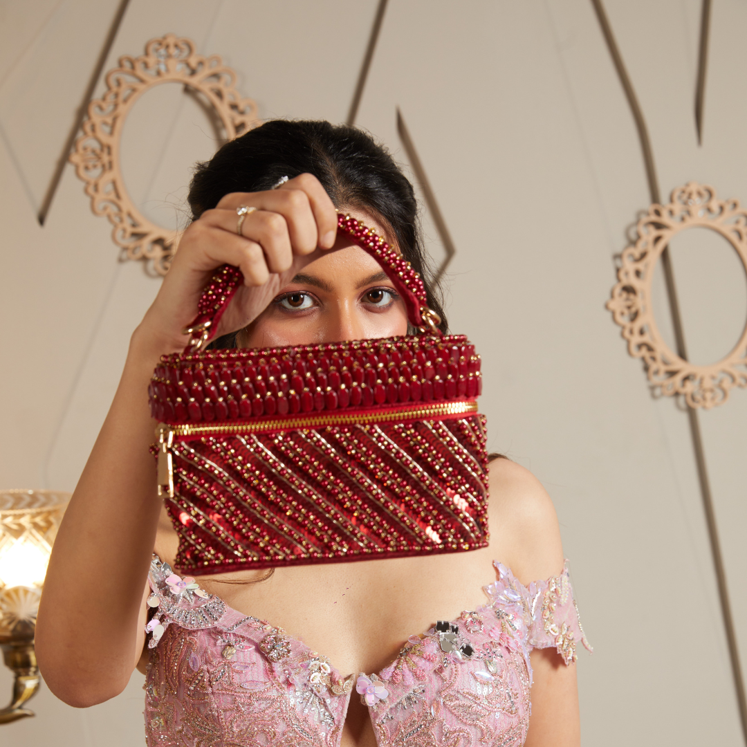 Laura Pearl Red Cube Bag