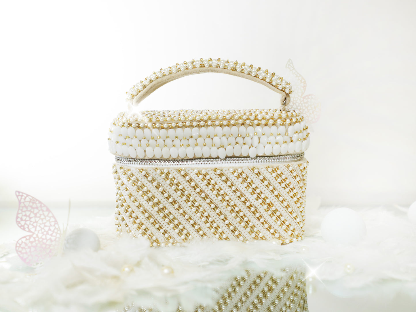 Laura Pearl Ivory White Cube Bag