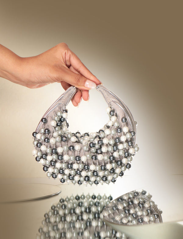 The YARA Hobo Pearl bag