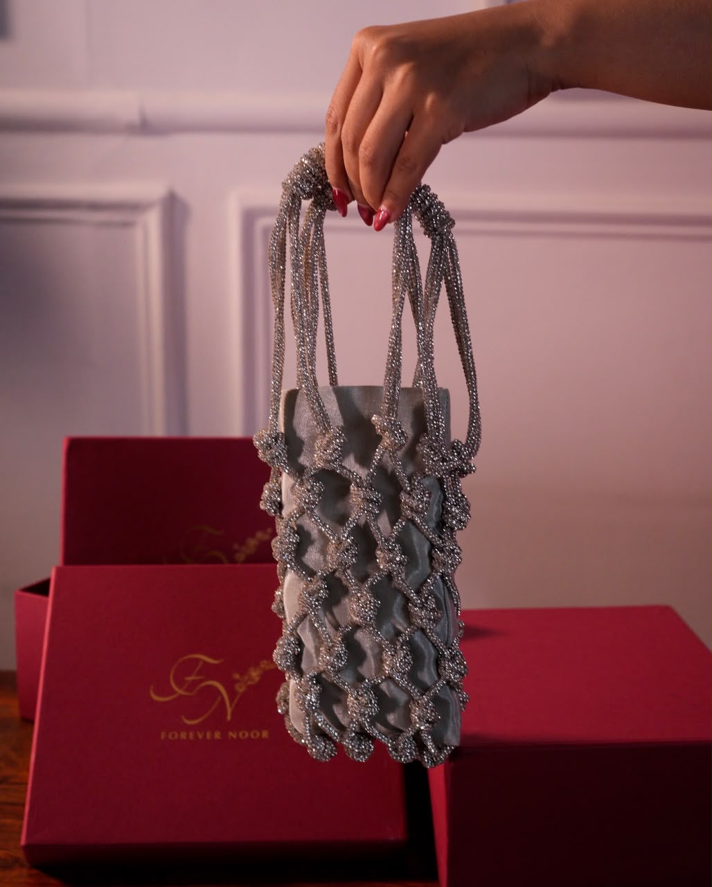 MONROE PHONE BAG-SILVER