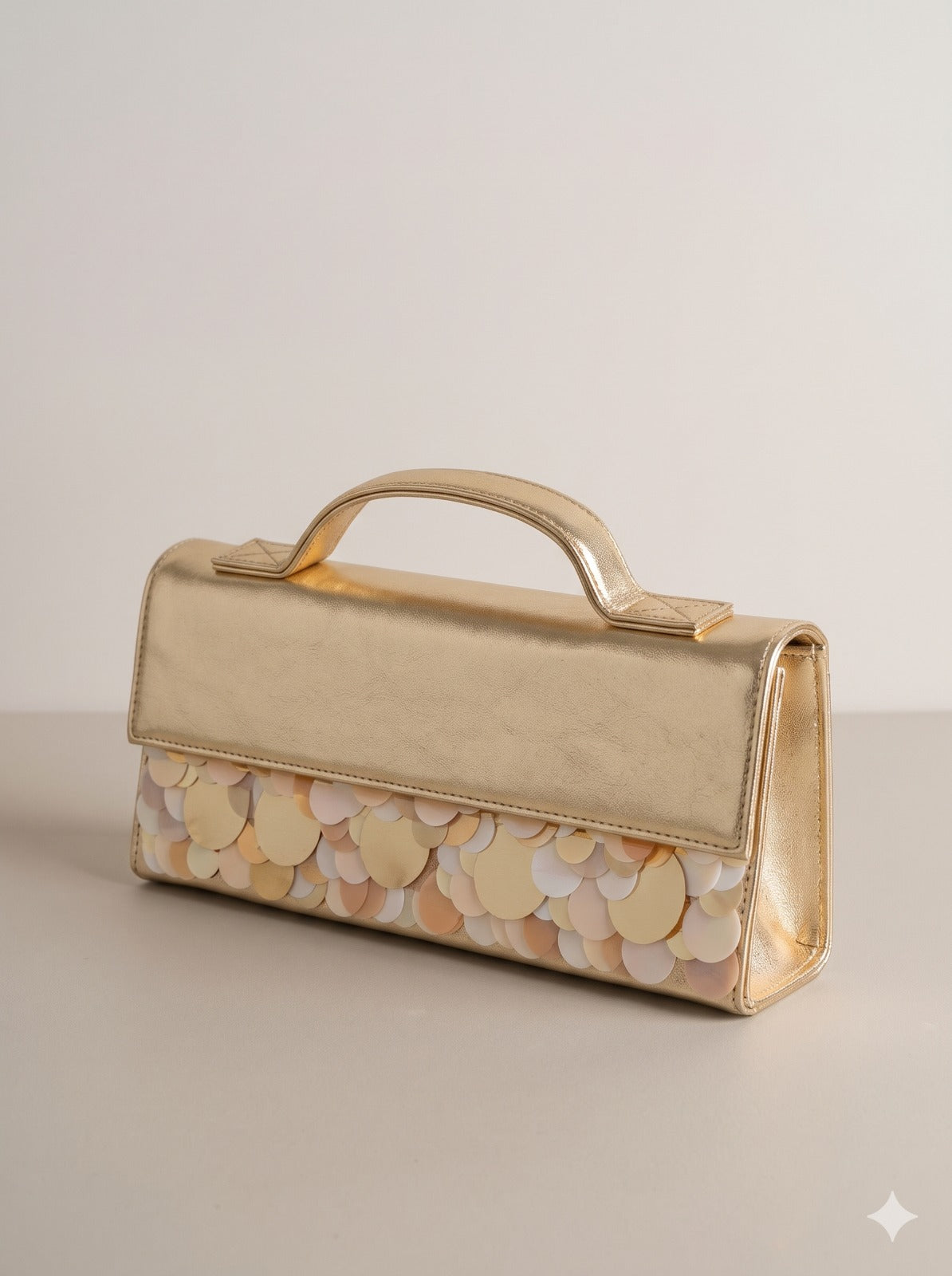 THE LONG ISLAND CLUTCH- Golden